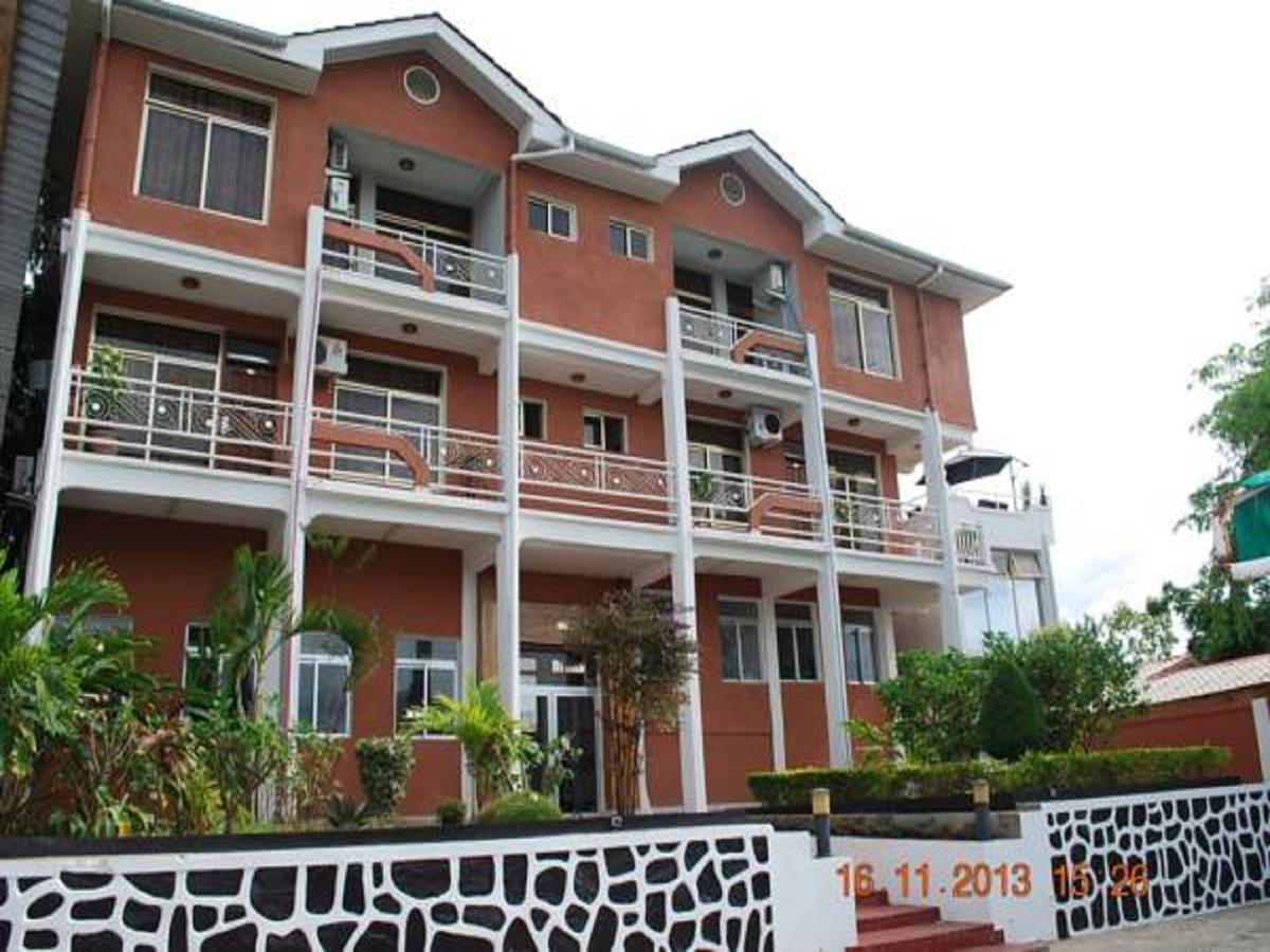 Hotel Vivi Palace Matadi Bagian luar foto